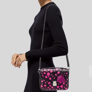 Louis Vuitton x Yayoi Kusama 2023 Monogram Giant Empreinte Dots Pochette